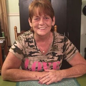 Meet your Posher, Deborah